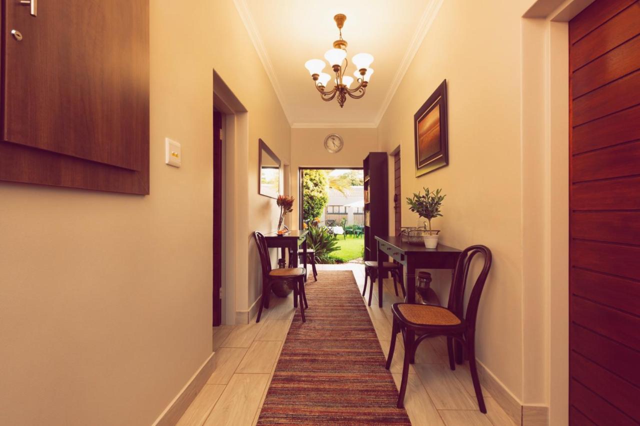 Three Olives Guesthouse سنتوريون المظهر الخارجي الصورة